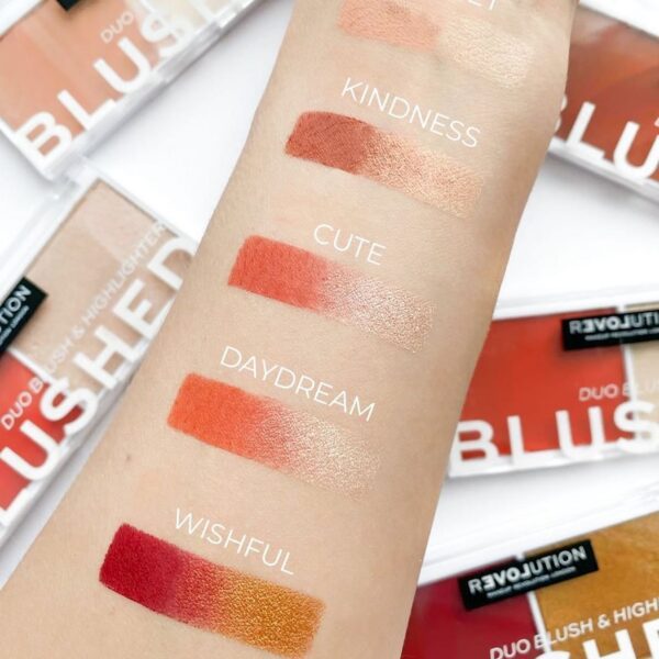 relove by revolution colour play blushed duo