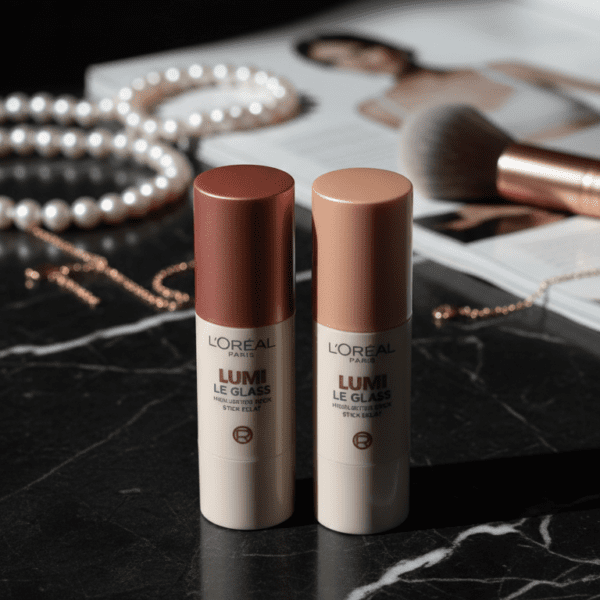 L'Oreal Lumi Le Glass Glow Stick