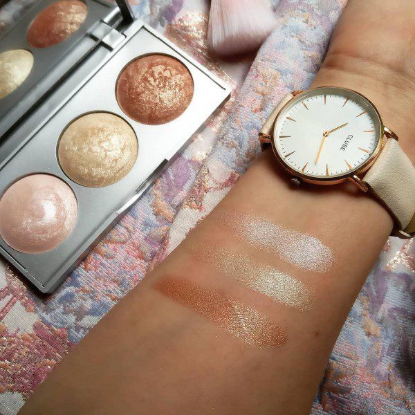 golden rose strobing highlighter palette